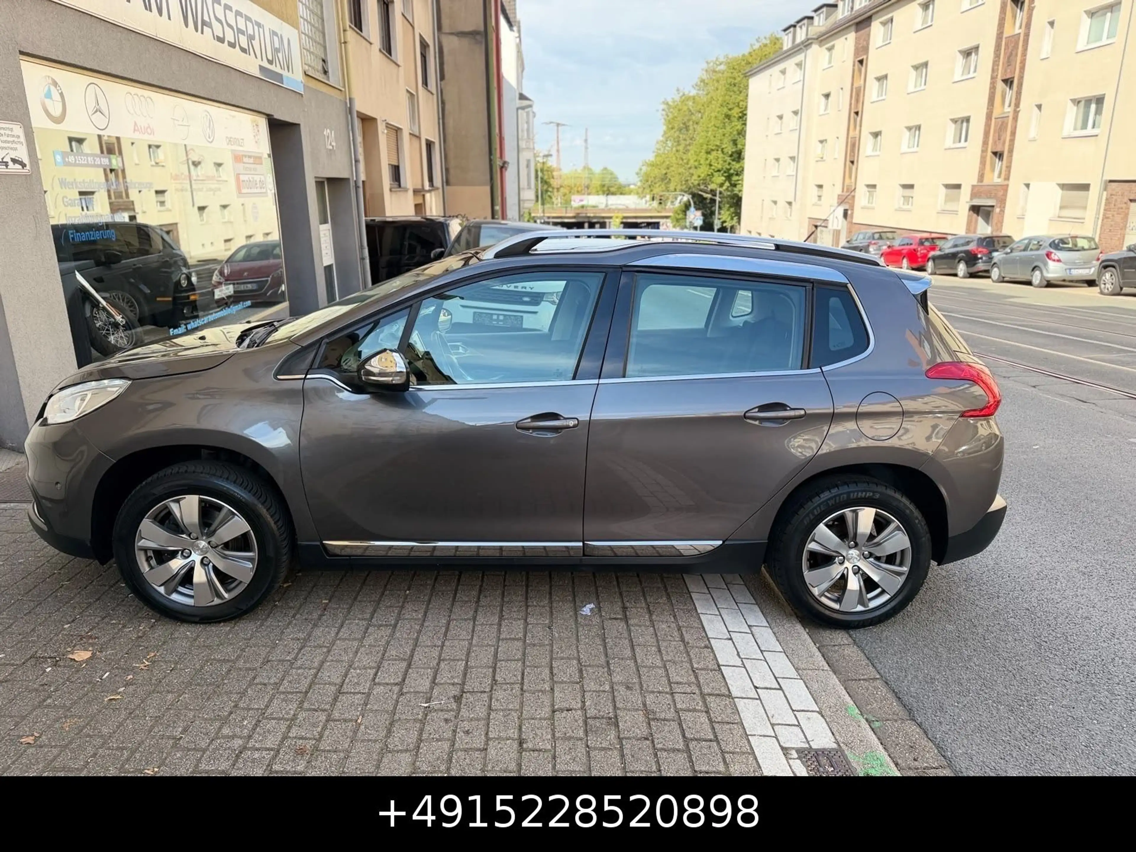Peugeot 2008 1.6 Allure Pano|Navi|Ambiente — photo 8