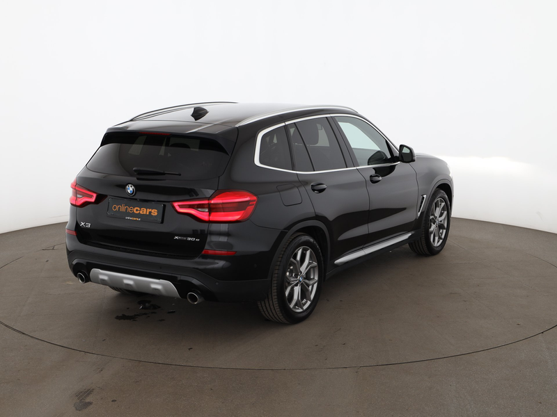 BMW X3 xDrive 30e xLine Aut LED RADAR LEDER SITZHZG — photo 2