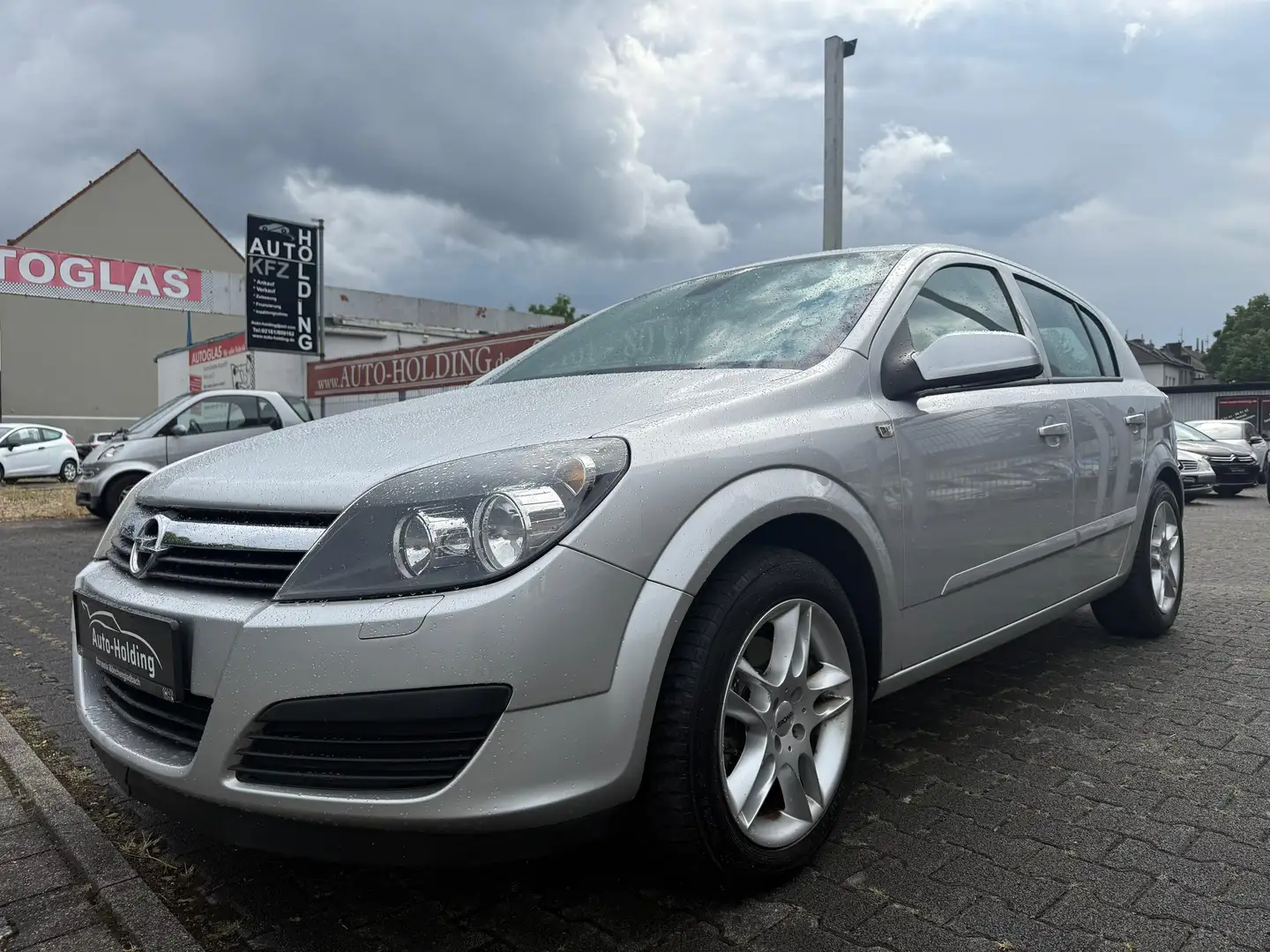 Opel Astra 1.6 Easytronic Automatik Edition Plus TÜV 07/27 Silber - 1