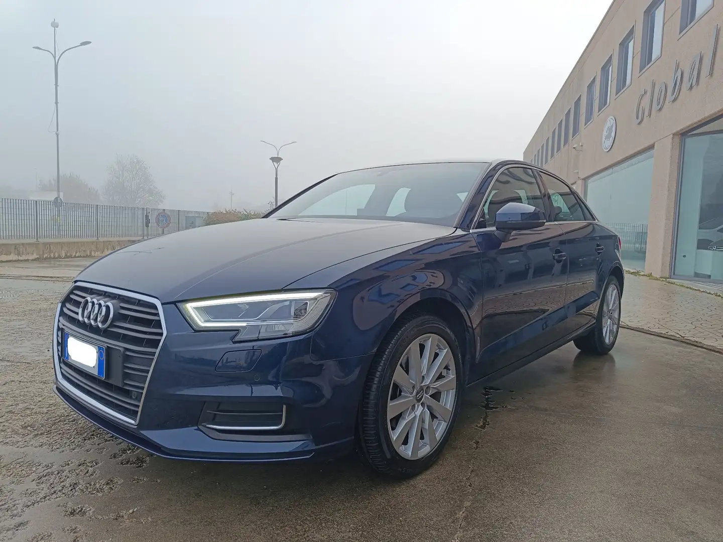 Audi A3 Sedan 30 1.0 tfsi 116cv s-tronic Bleu - 2