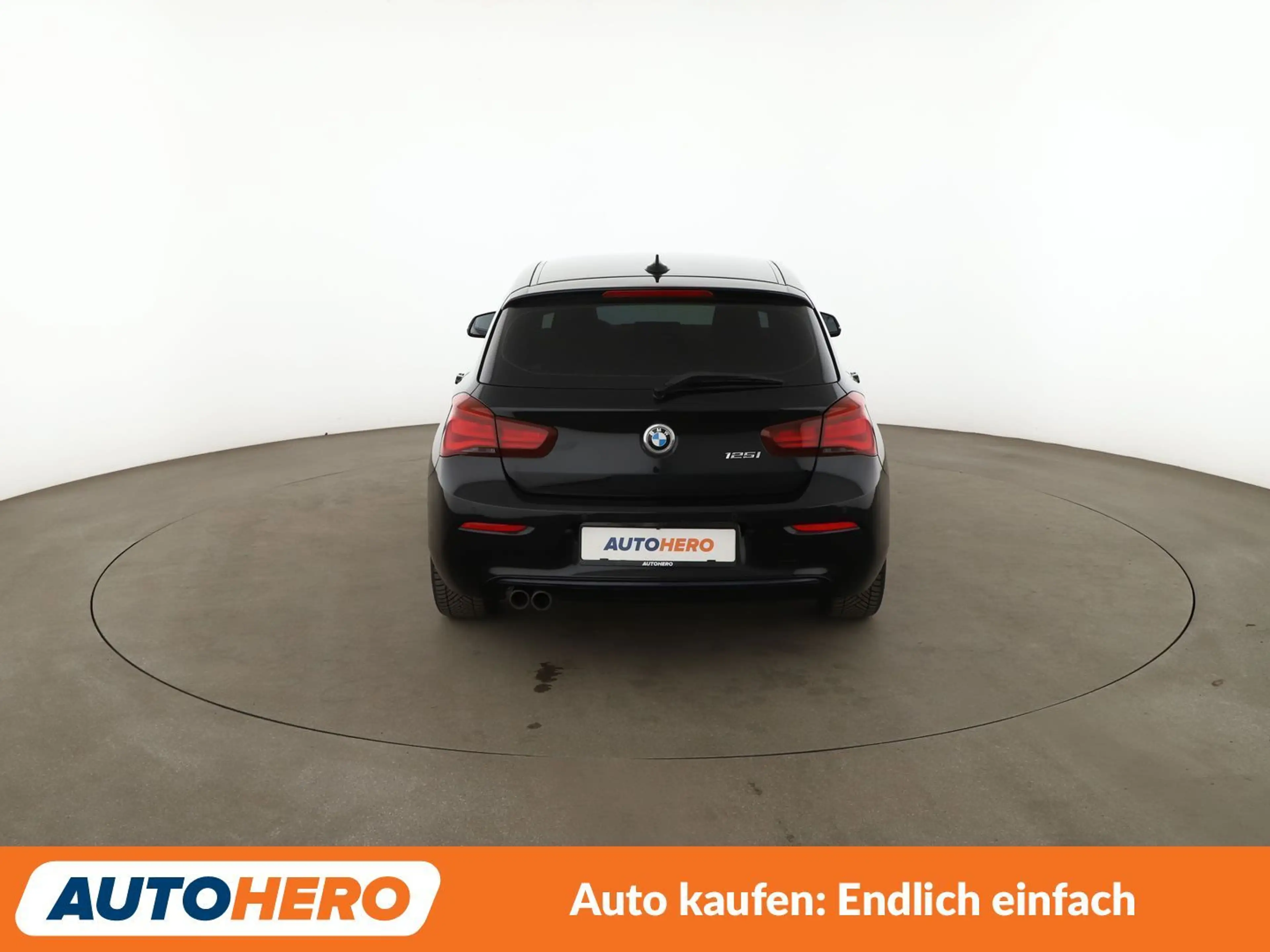 BMW 125 125i Edition Sport Line Shadow Aut.*NAVI*LED*PDC* — photo 5