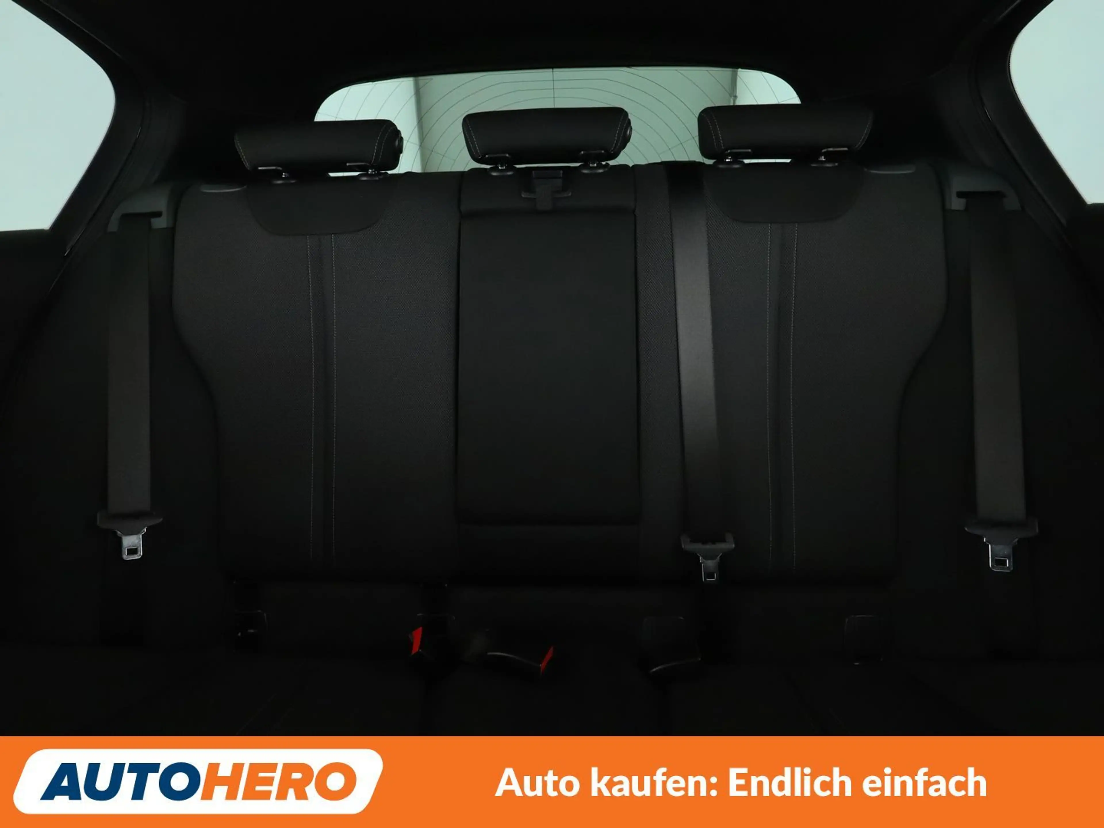 BMW 125 125i Edition Sport Line Shadow Aut.*NAVI*LED*PDC* — photo 15