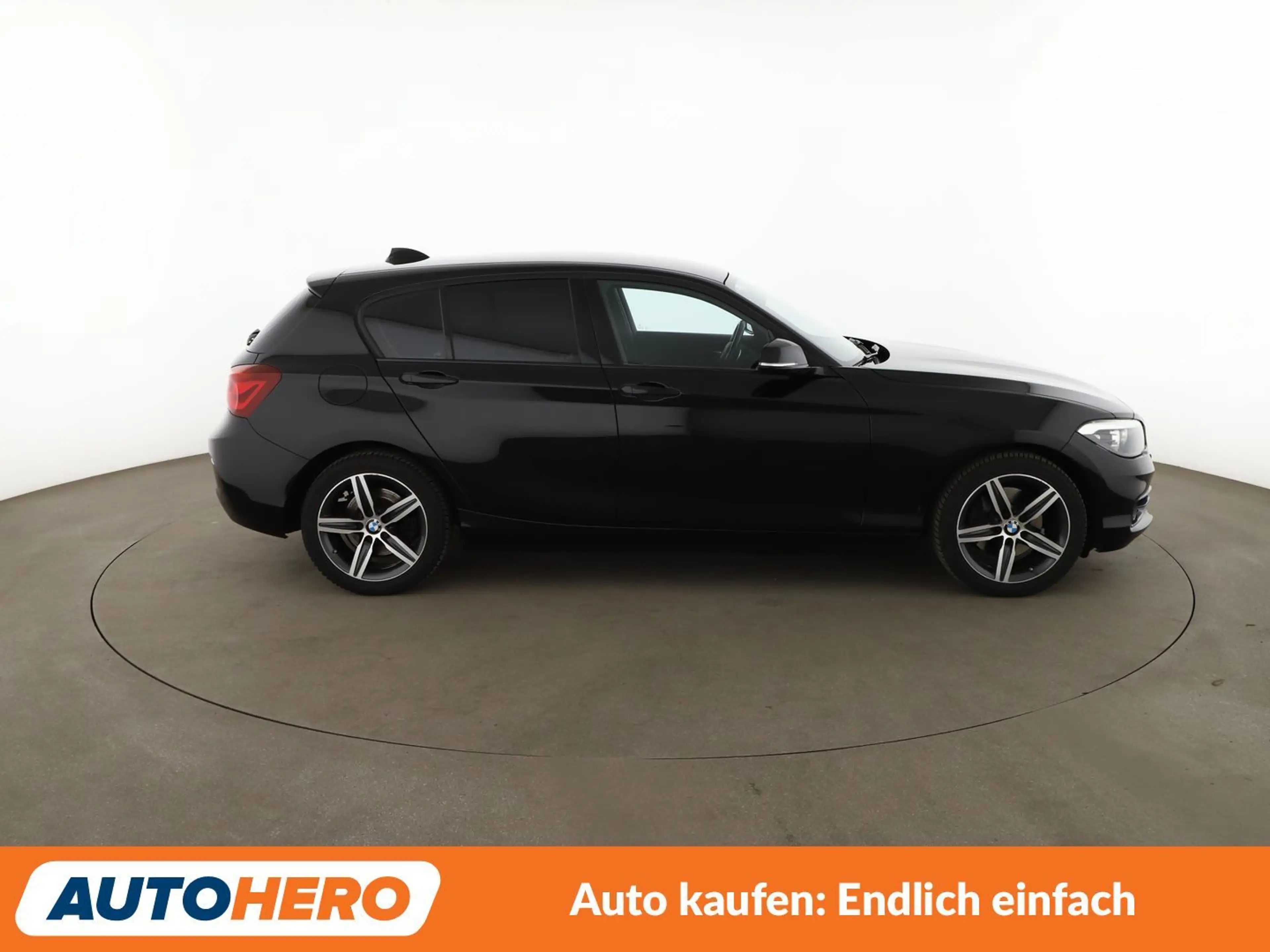 BMW 125 125i Edition Sport Line Shadow Aut.*NAVI*LED*PDC* — photo 7