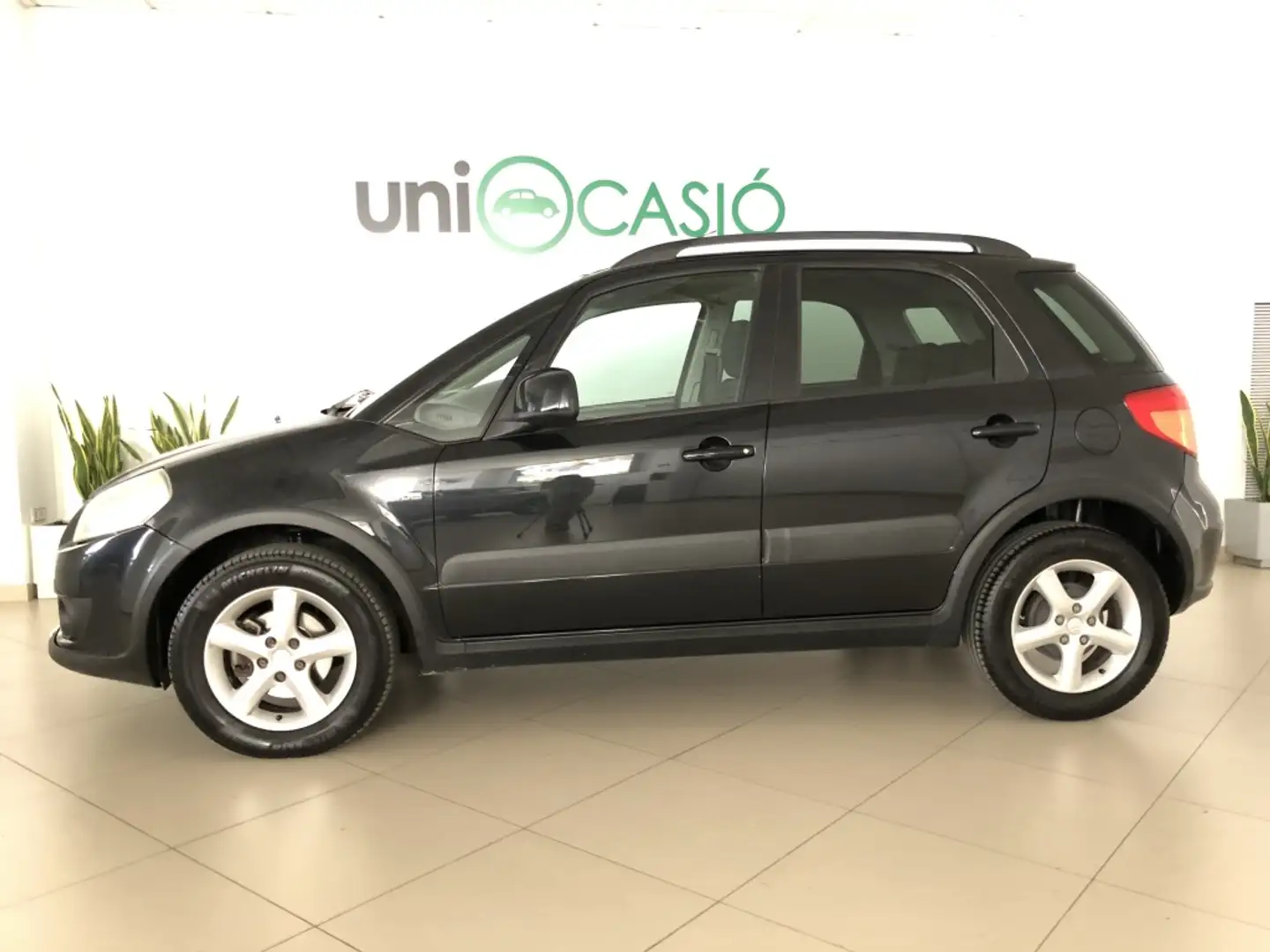 Suzuki SX4 1.9DDiS GL+ - 2