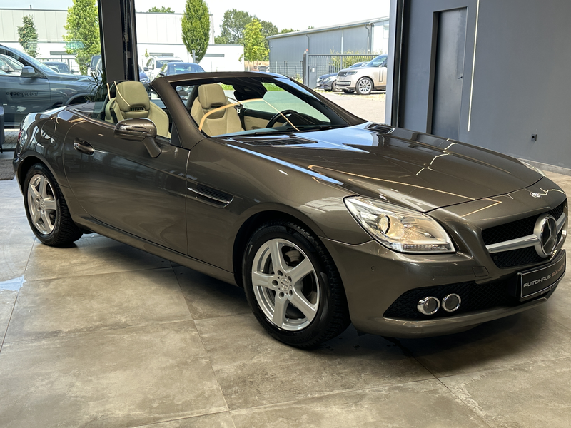 Mercedes-Benz SLK 200 CGI  BlueEfficiency — photo 3