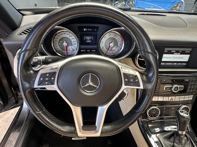 Mercedes-Benz SLK 200 CGI  BlueEfficiency — photo 14