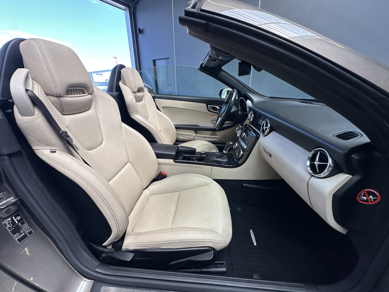 Mercedes-Benz SLK 200 CGI  BlueEfficiency — photo 20