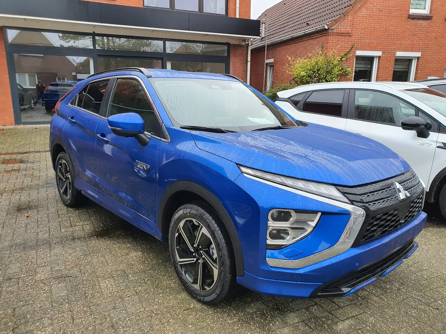 Mitsubishi Eclipse Cross Plug-in Hybrid Select 4WD Azul - 1