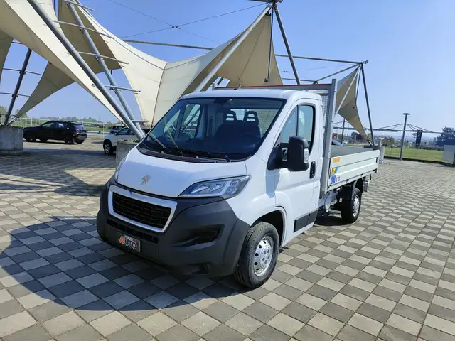Peugeot Boxer view 12