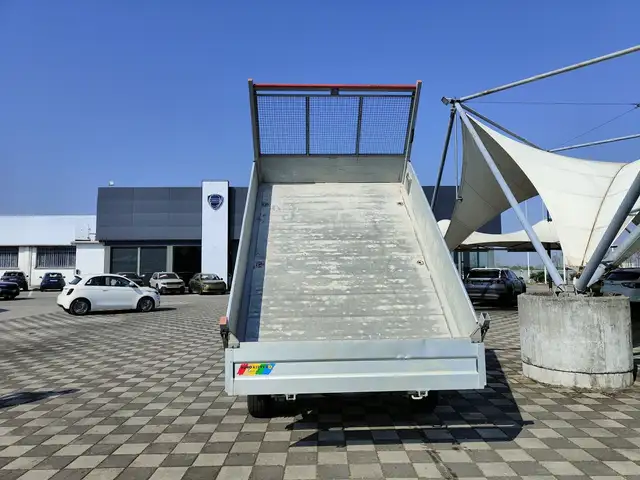 Peugeot Boxer view 9