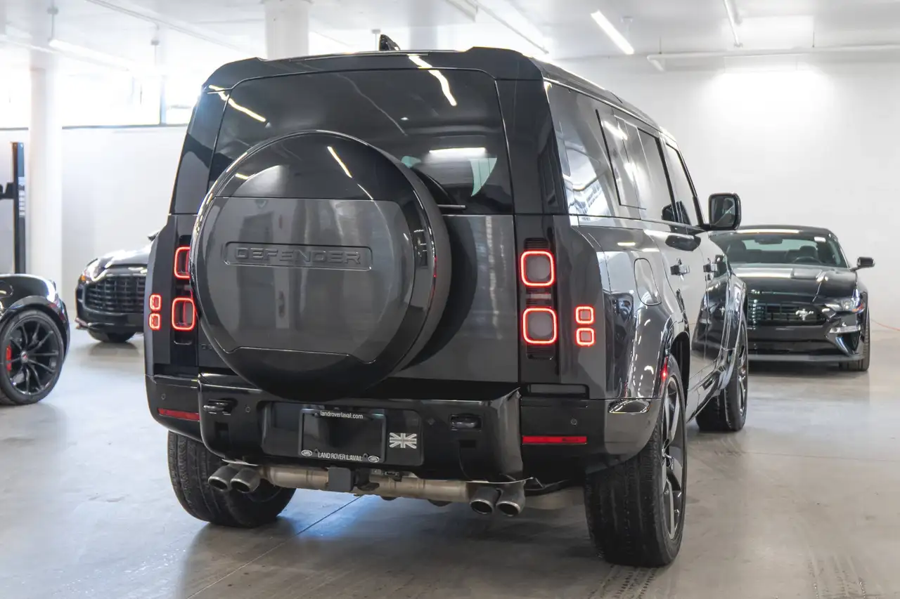 Land Rover Defender снимка Land Rover Defender