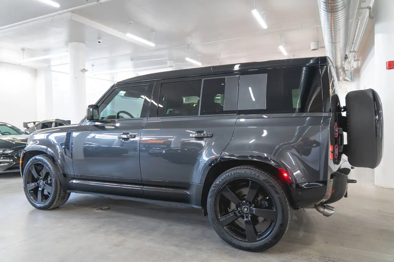 Land Rover Defender снимка Land Rover Defender