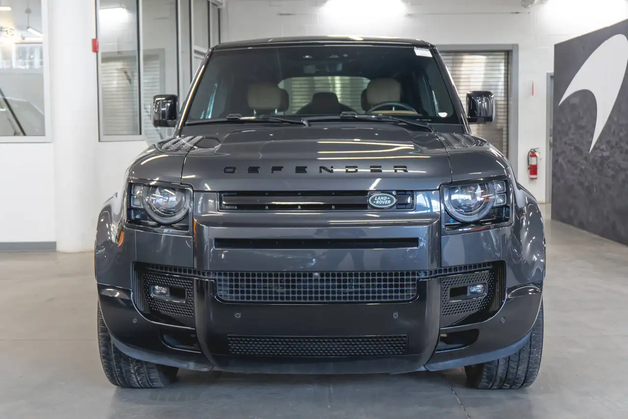 Land Rover Defender снимка Land Rover Defender