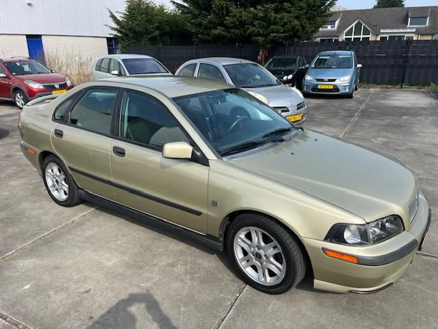 Volvo S40 1.8 Europa Elegance-AUTOMAAT Béžová - 2
