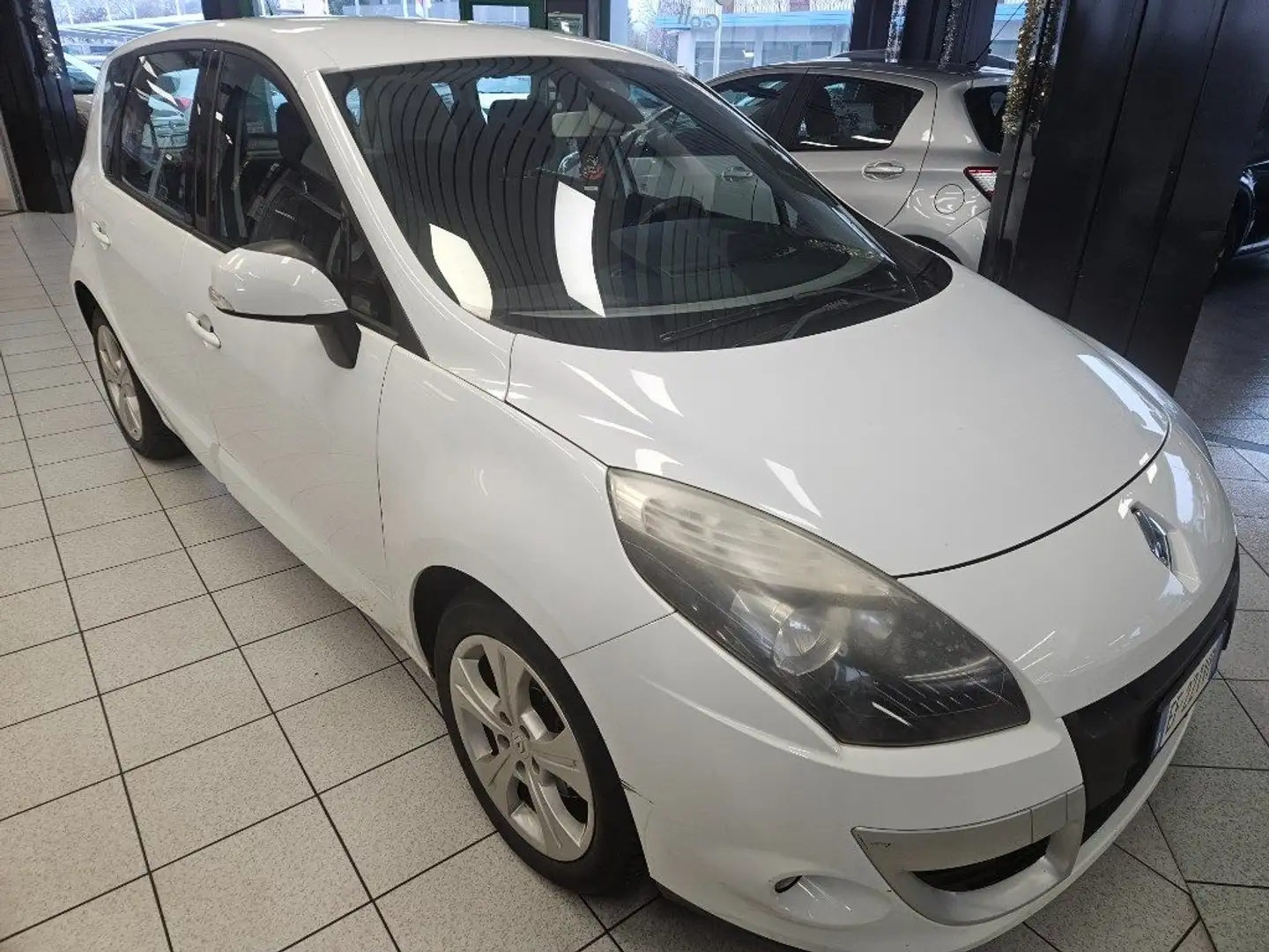 Renault Scenic 1.5 dCi 110CV Confort Bianco - 2