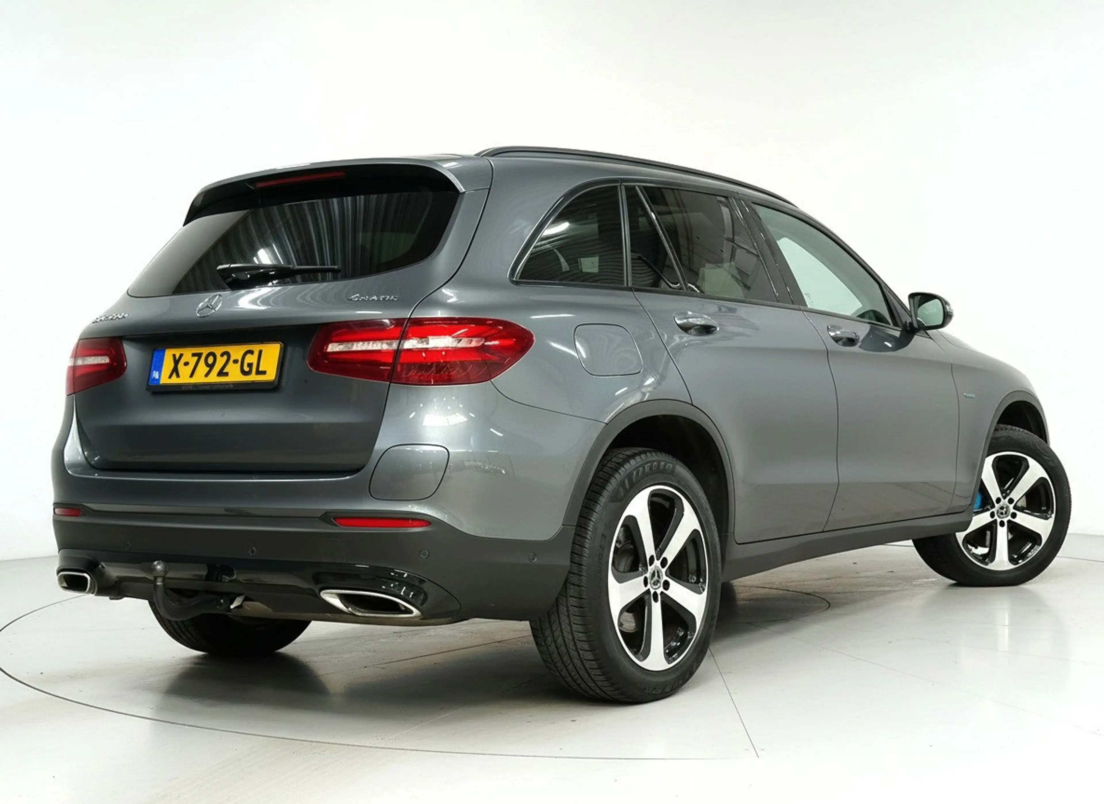 Mercedes-Benz GLC 350 350e 4MATIC - AMG - Panorama - Burmester - Leder - — photo 4