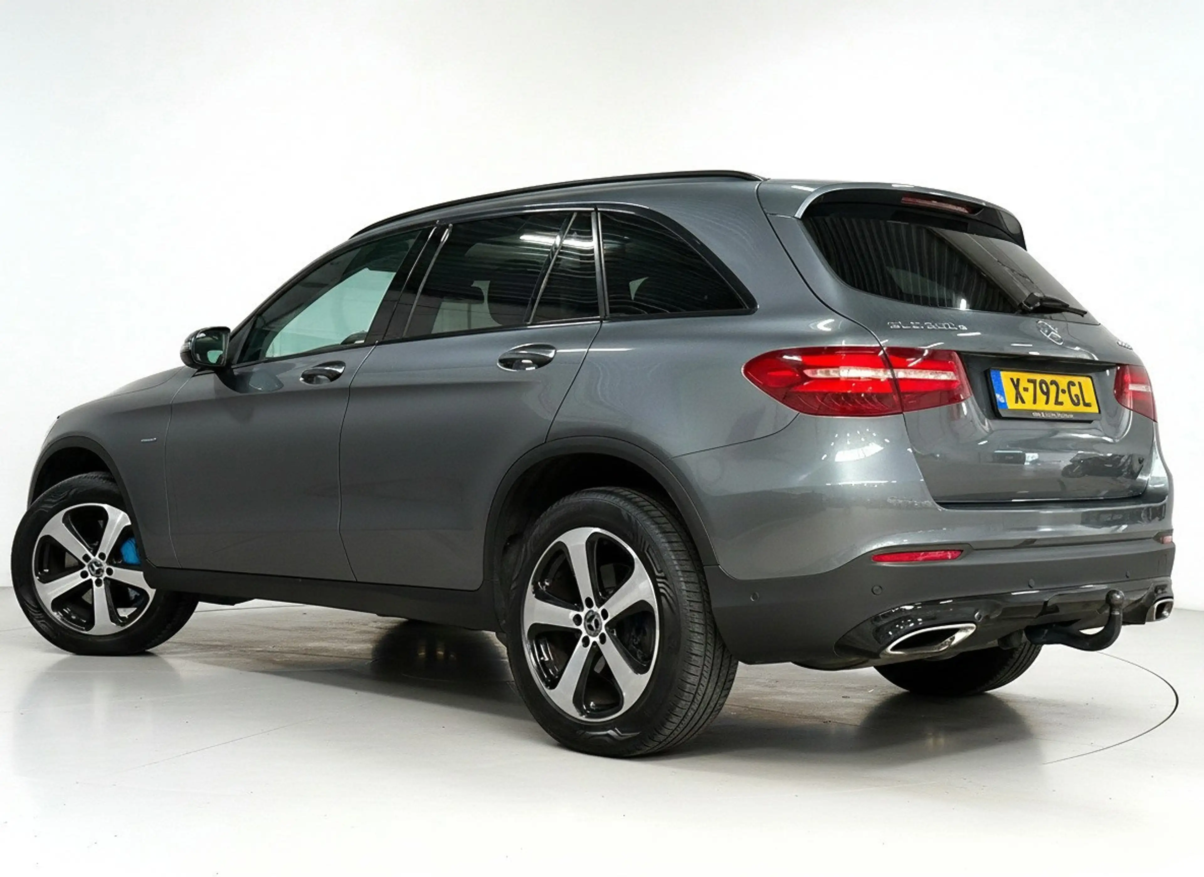 Mercedes-Benz GLC 350 350e 4MATIC - AMG - Panorama - Burmester - Leder - — photo 3