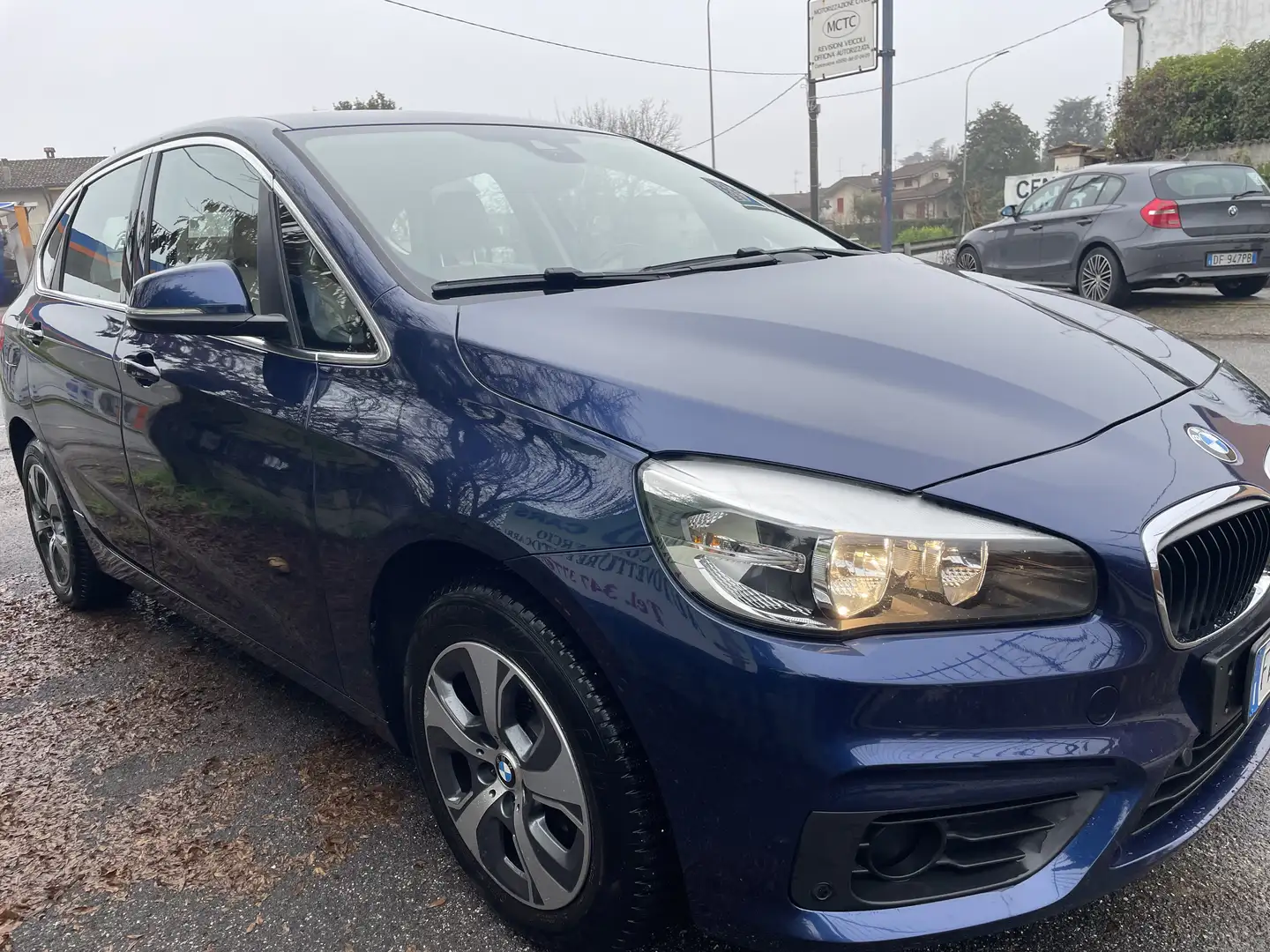 BMW 220 220d Gran Tourer Advantage - 2