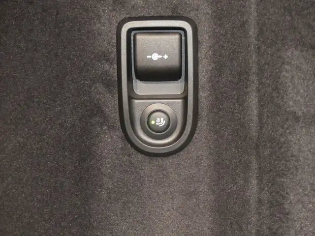 BMW 5 Series view 12