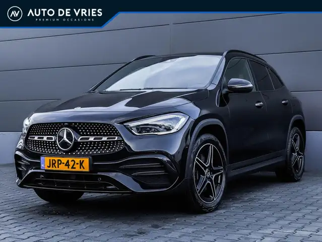 Mercedes-Benz GLA 250 e 218pk AMG Line | Panoramadak | Sfeerverlichting