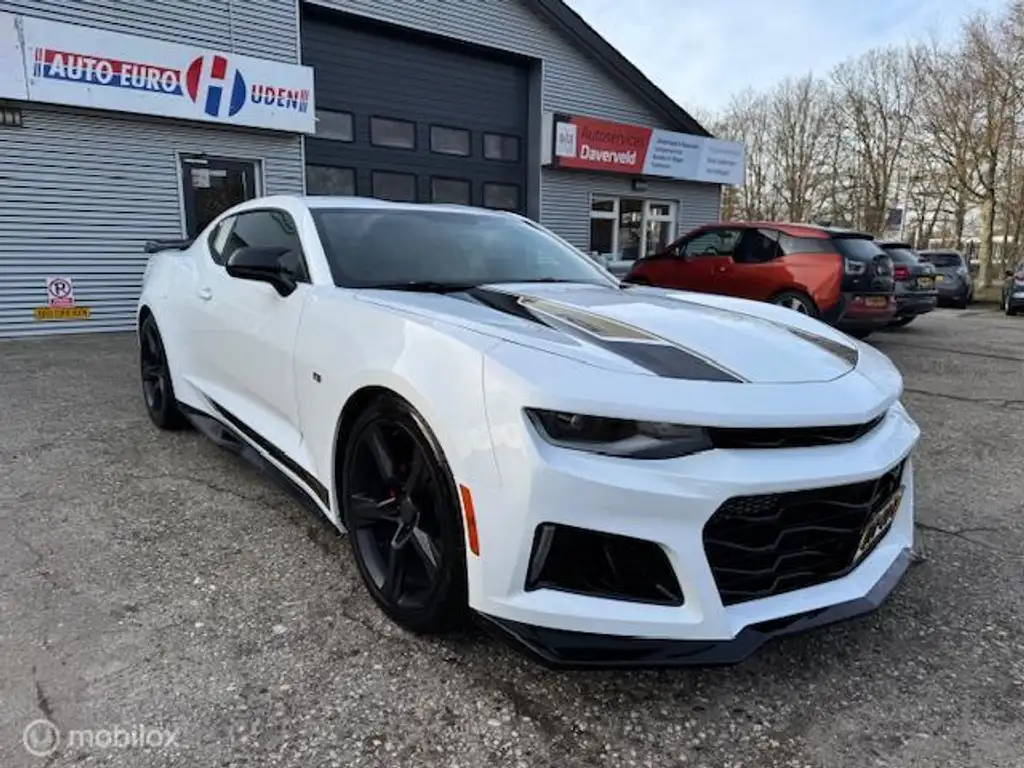 Chevrolet Camaro 2017 из Европы — купить под ключ