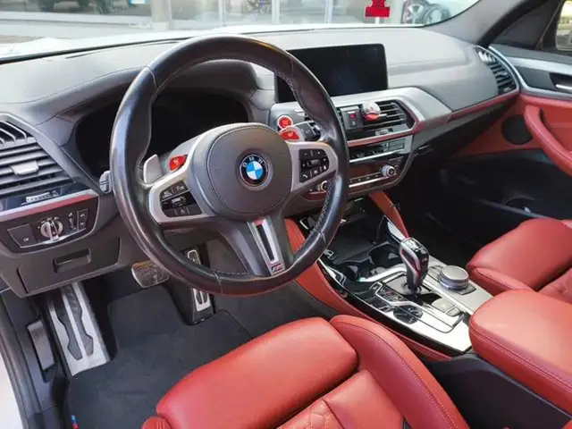 BMW X3 view 12