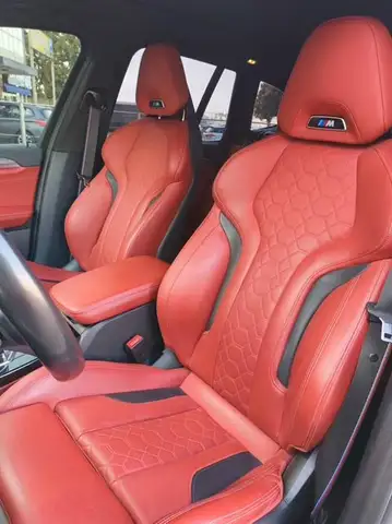 BMW X3 view 11