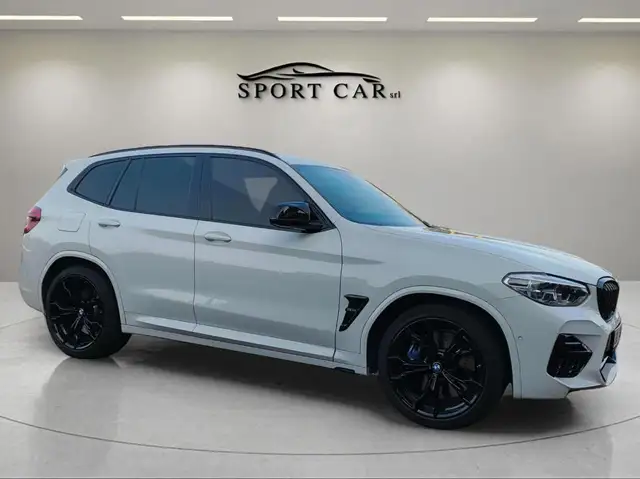 BMW X3 view 5
