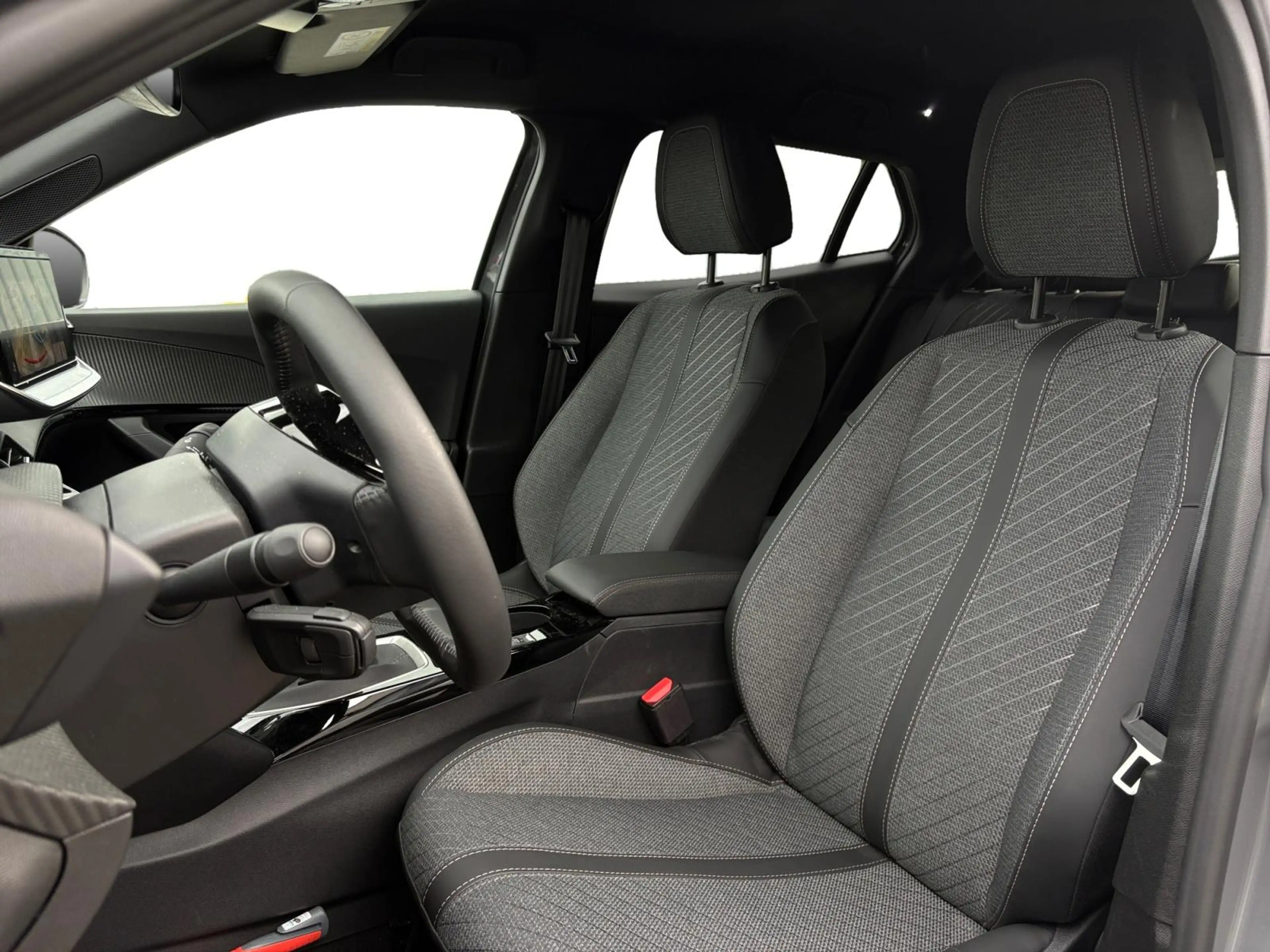 Peugeot 2008 Allure Pack 1.2 Turbo 100 | ADAPTIVE CRUISE | 360° — photo 11