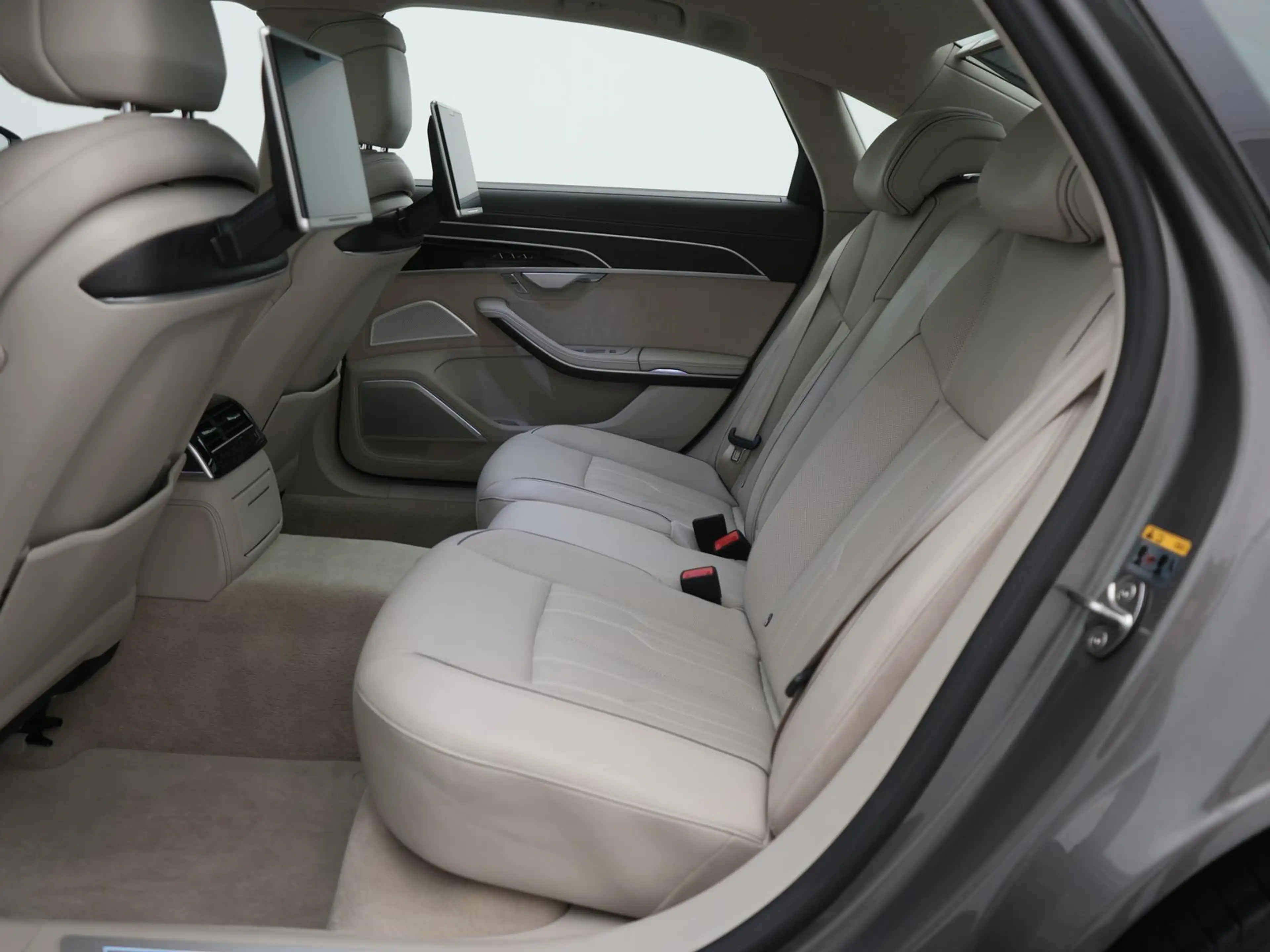 Audi A8 L quattro,MATRIX,LUFT,PANO,TV,360°,TOTW,MEMO — photo 7