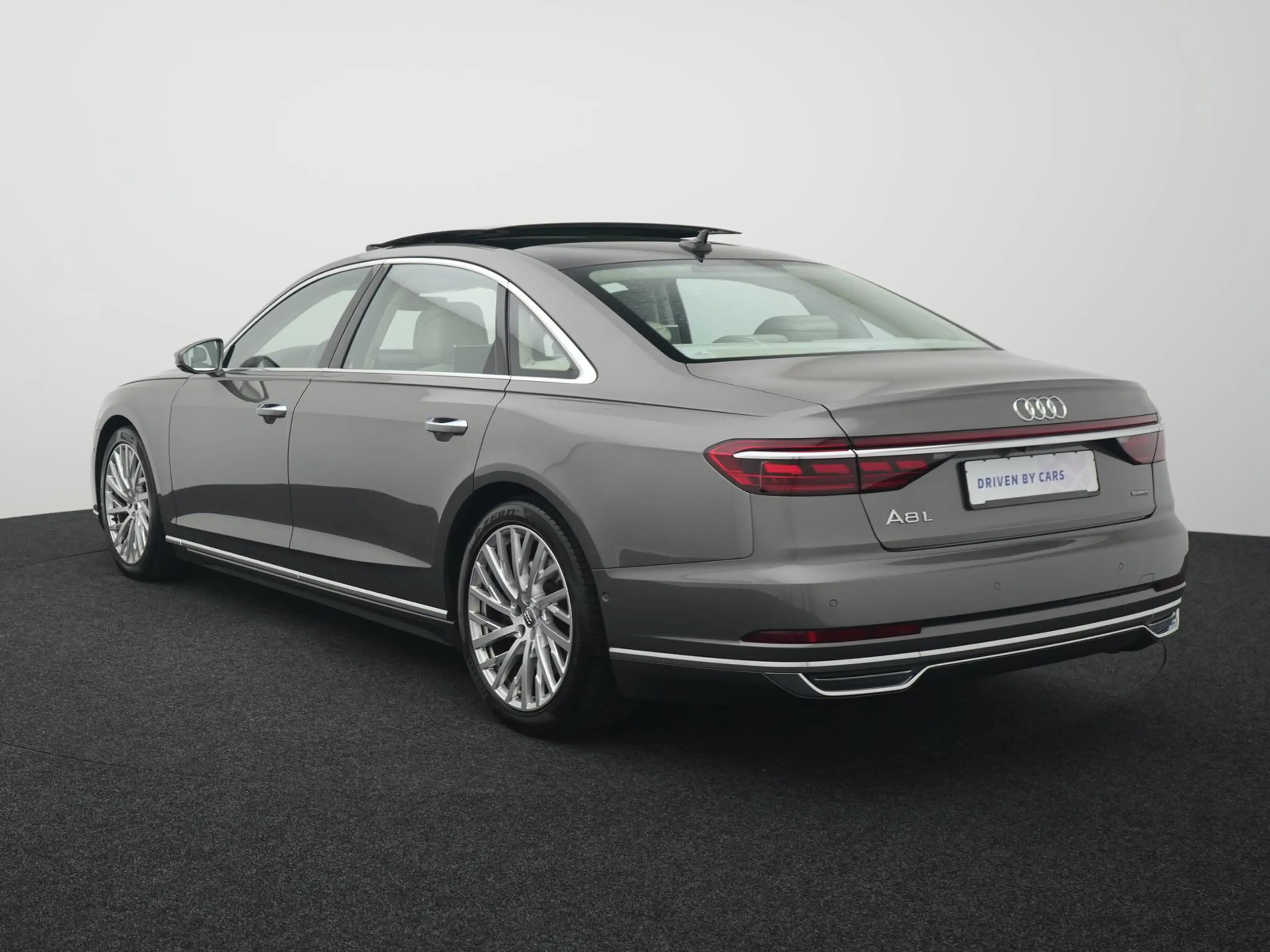 Audi A8 L quattro,MATRIX,LUFT,PANO,TV,360°,TOTW,MEMO — photo 3
