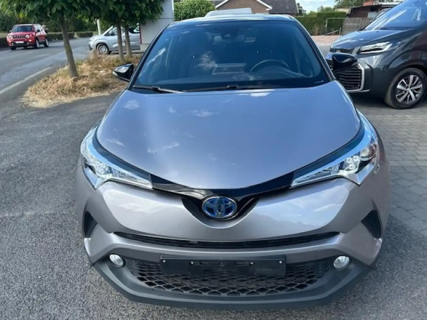 Toyota C-HR C-ULT Toyota CHR Hybride C-ULT Plateado - 2