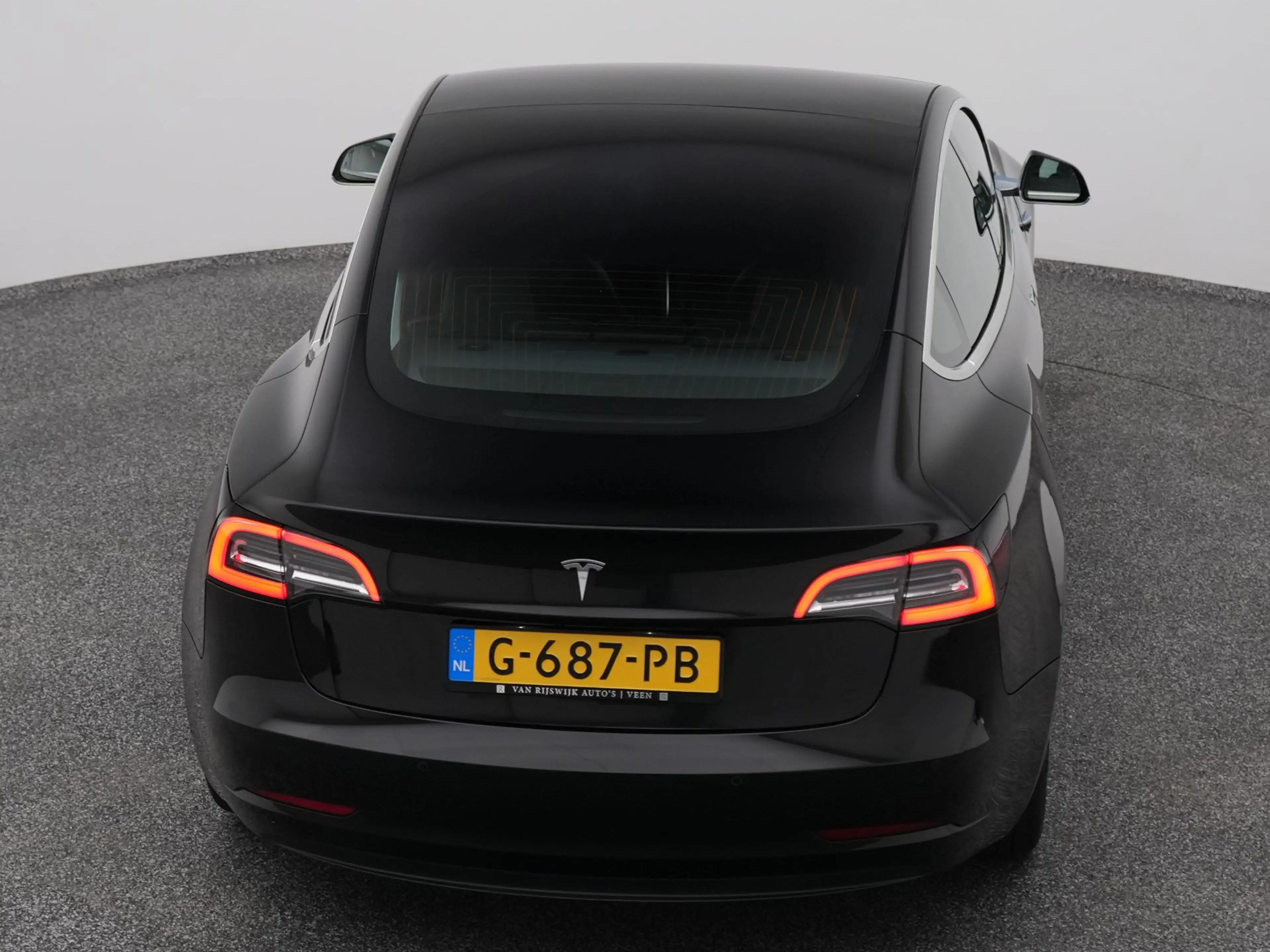 Tesla Model 3 Standard RWD Plus 60 kWh | PANO | AUTOPILOT | STOE — photo 29