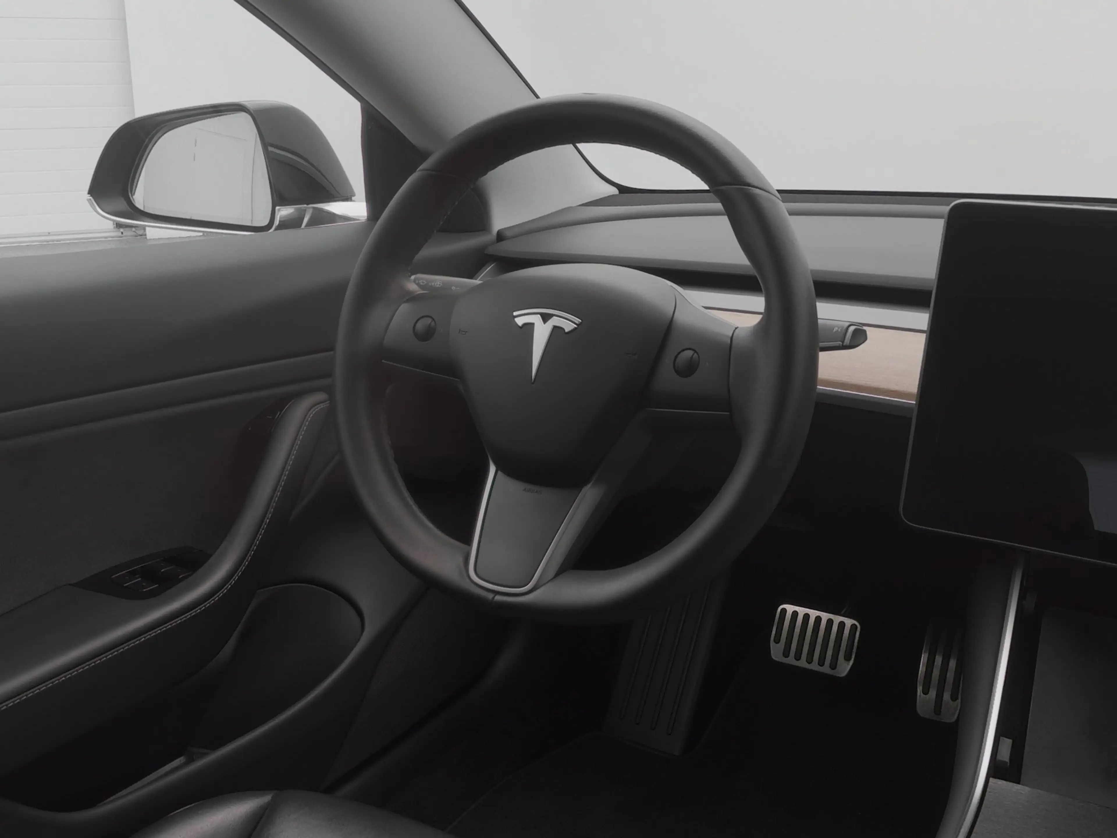 Tesla Model 3 Standard RWD Plus 60 kWh | PANO | AUTOPILOT | STOE — photo 8