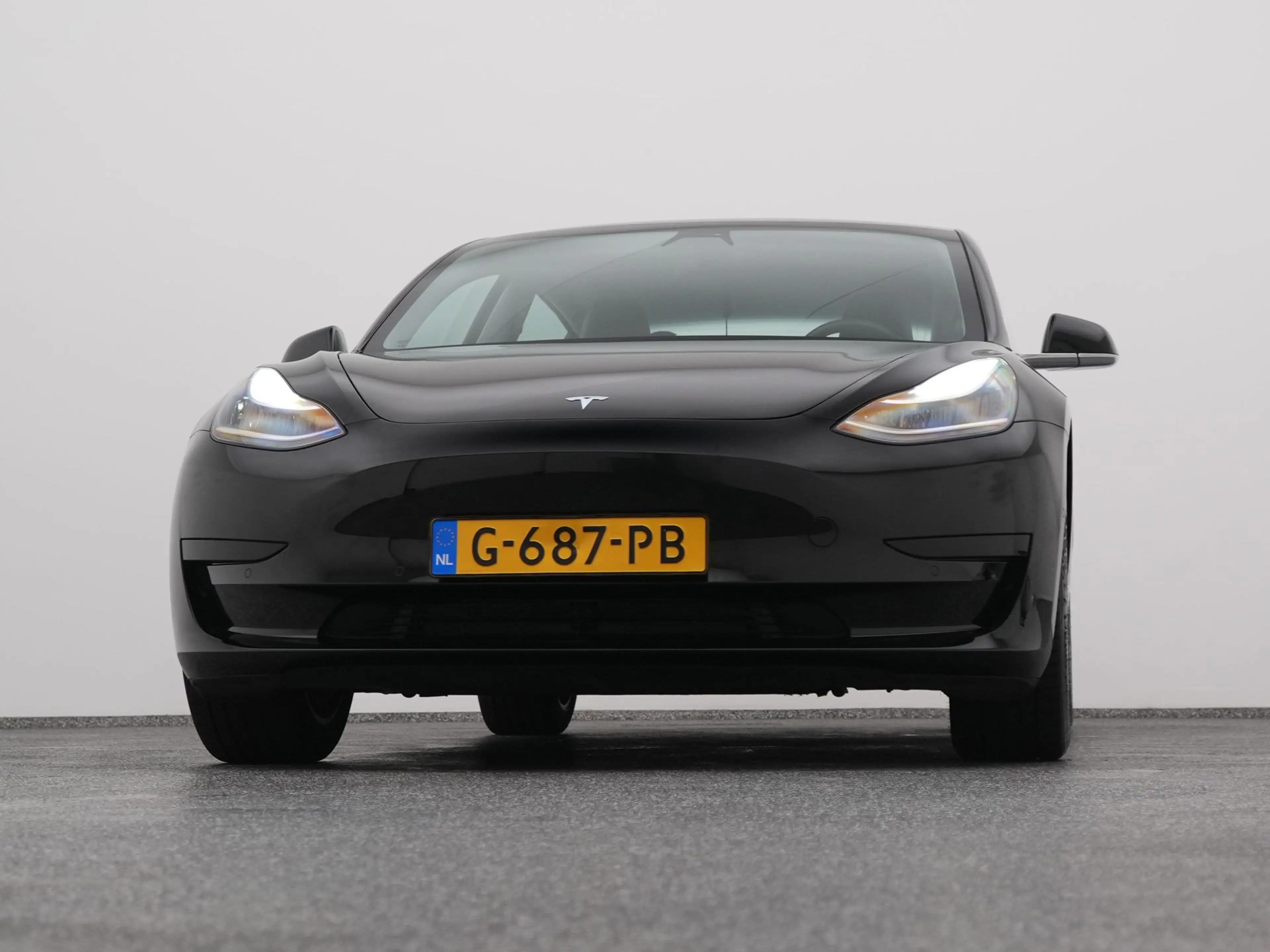 Tesla Model 3 Standard RWD Plus 60 kWh | PANO | AUTOPILOT | STOE — photo 36