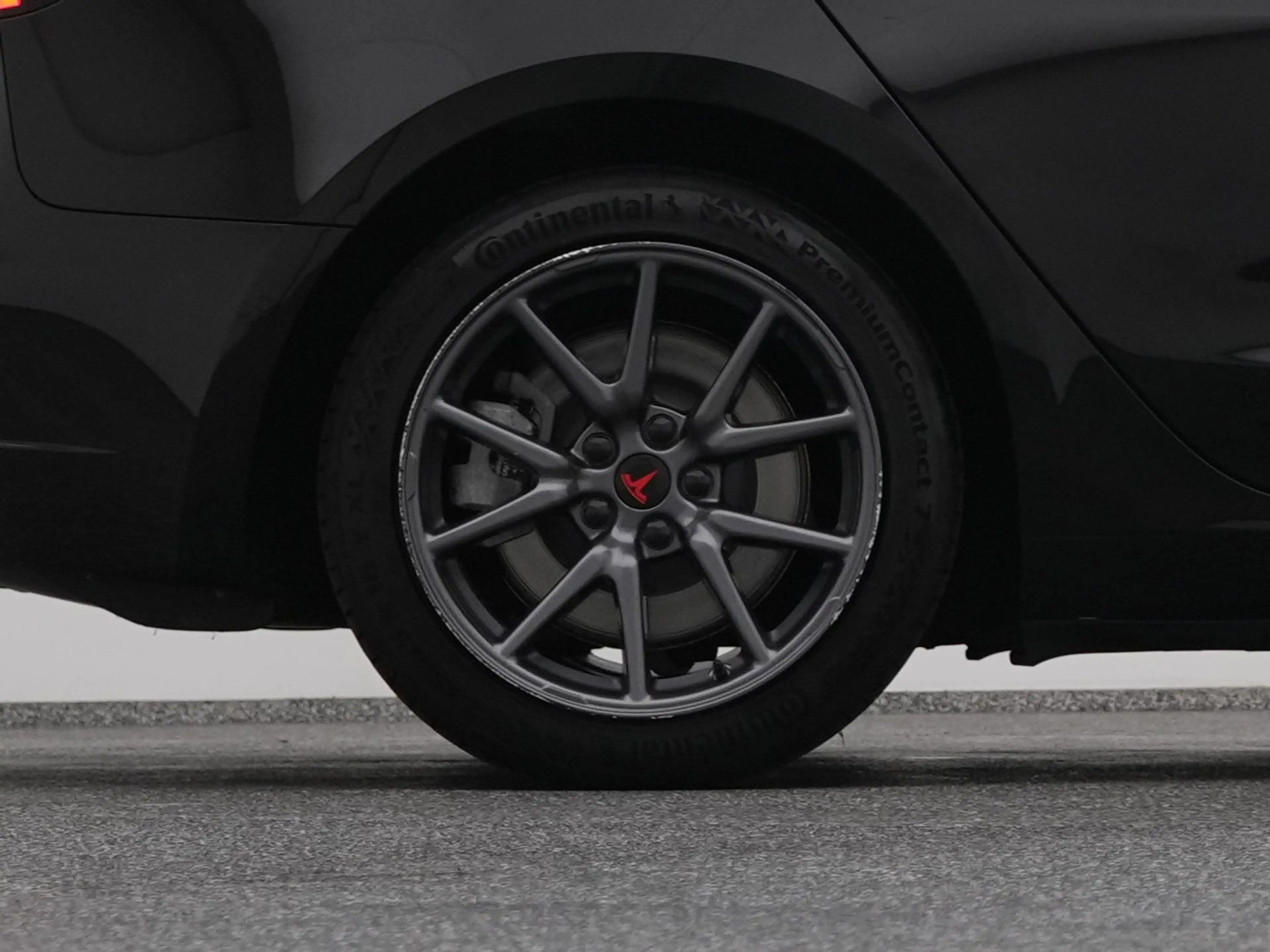 Tesla Model 3 Standard RWD Plus 60 kWh | PANO | AUTOPILOT | STOE — photo 42
