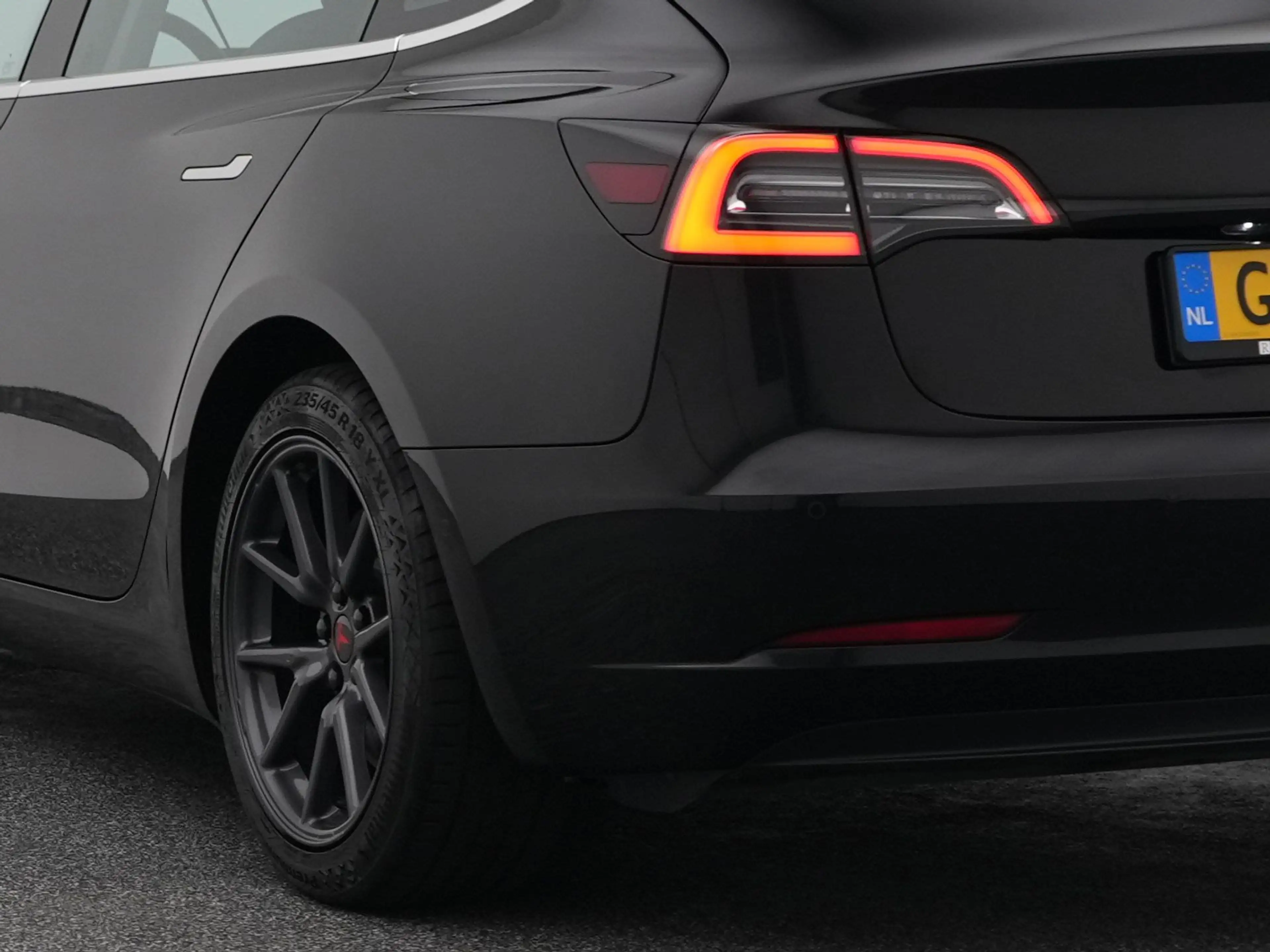 Tesla Model 3 Standard RWD Plus 60 kWh | PANO | AUTOPILOT | STOE — photo 19