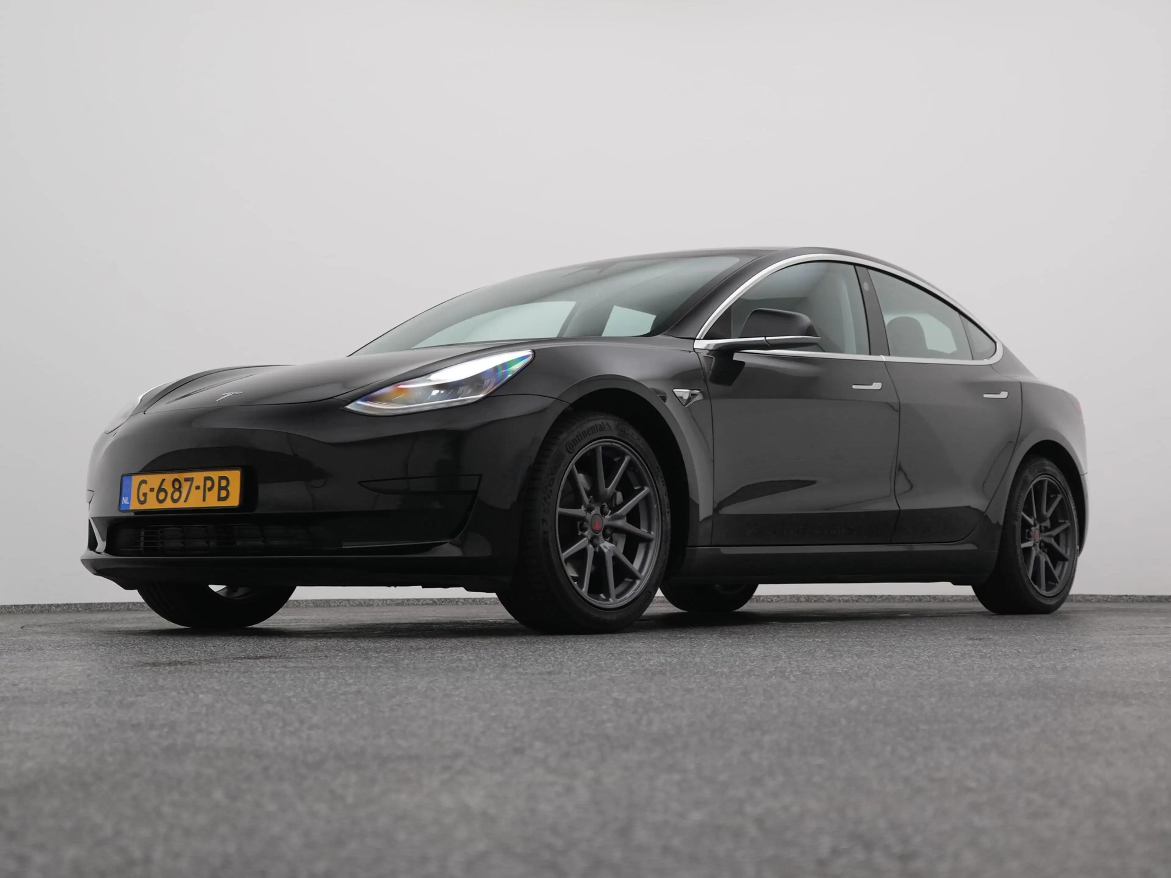 Tesla Model 3 Standard RWD Plus 60 kWh | PANO | AUTOPILOT | STOE — photo 16