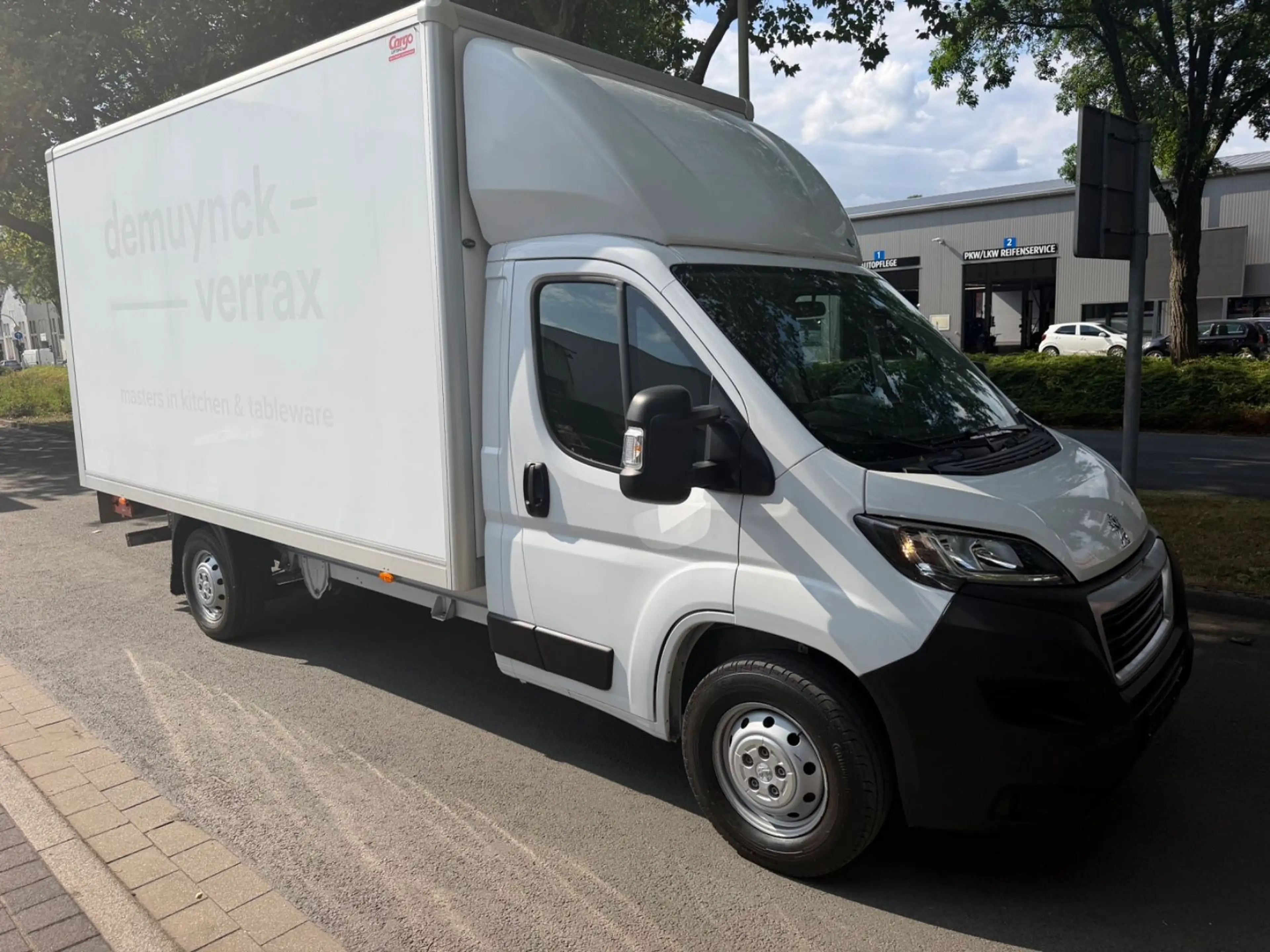 Peugeot Boxer Kofferwagen L2H2 2.2HDI — photo 3