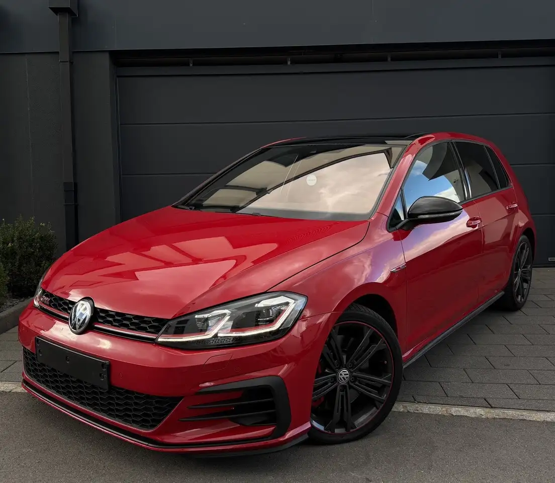 Volkswagen Golf GTI