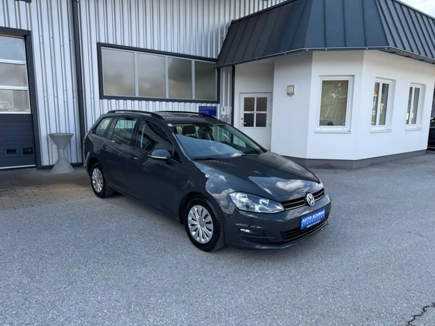 Volkswagen Golf Variant 4-Motion Grau - 1