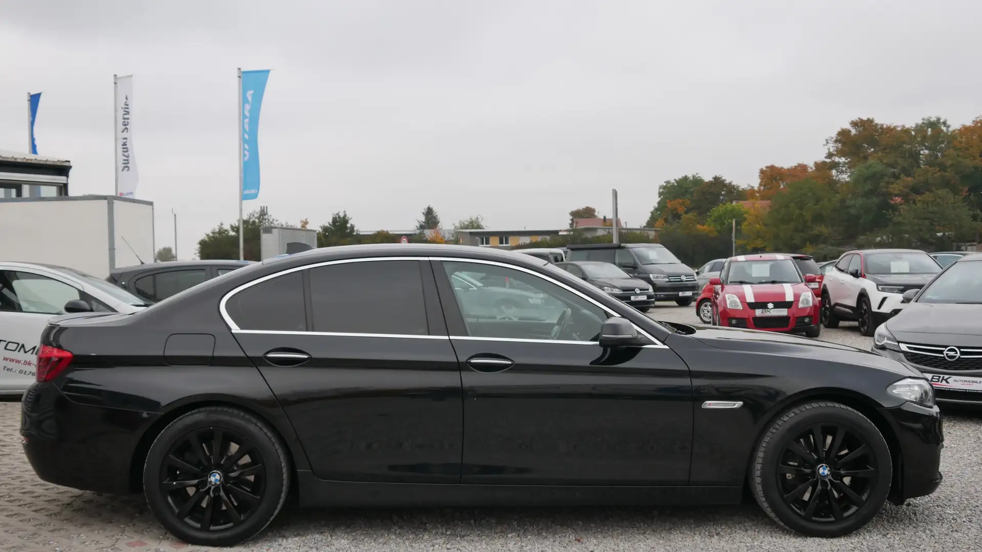 BMW 530 d Bi-Xenon Einparkhilfe Sitzheiz. Klima Navi Tempo Nero - 2