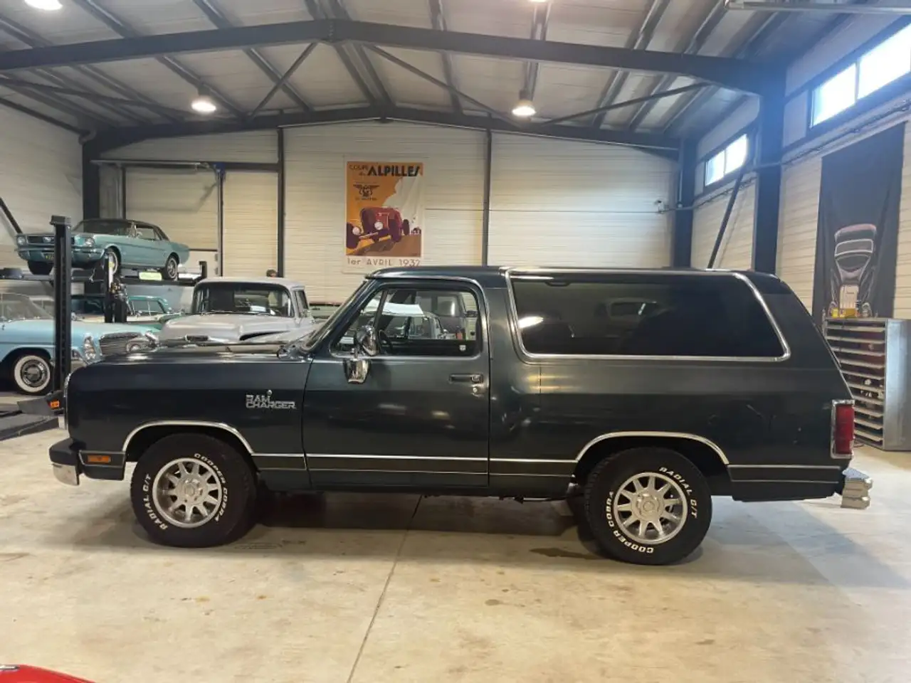 Dodge Charger D150 5.2 V8, foto 6