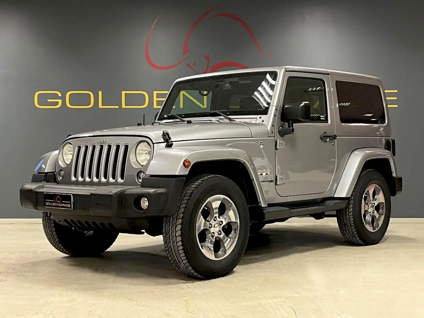 Jeep Wrangler 2.8 CRD DPF Sahara Auto Grau - 1