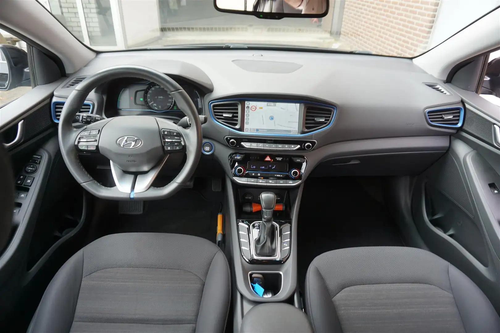 Hyundai IONIQ 1.6 GDi Hybrid Adaptive-Cruise/Camera/ Apple CarPl Black - 2