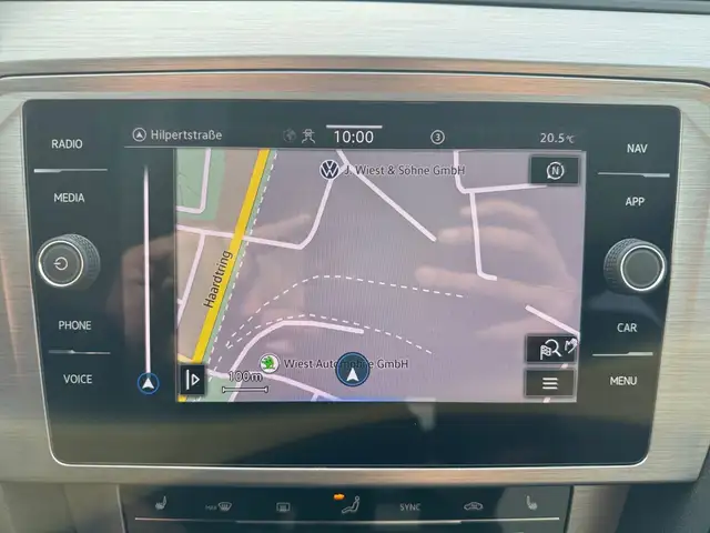 Volkswagen Passat view 18