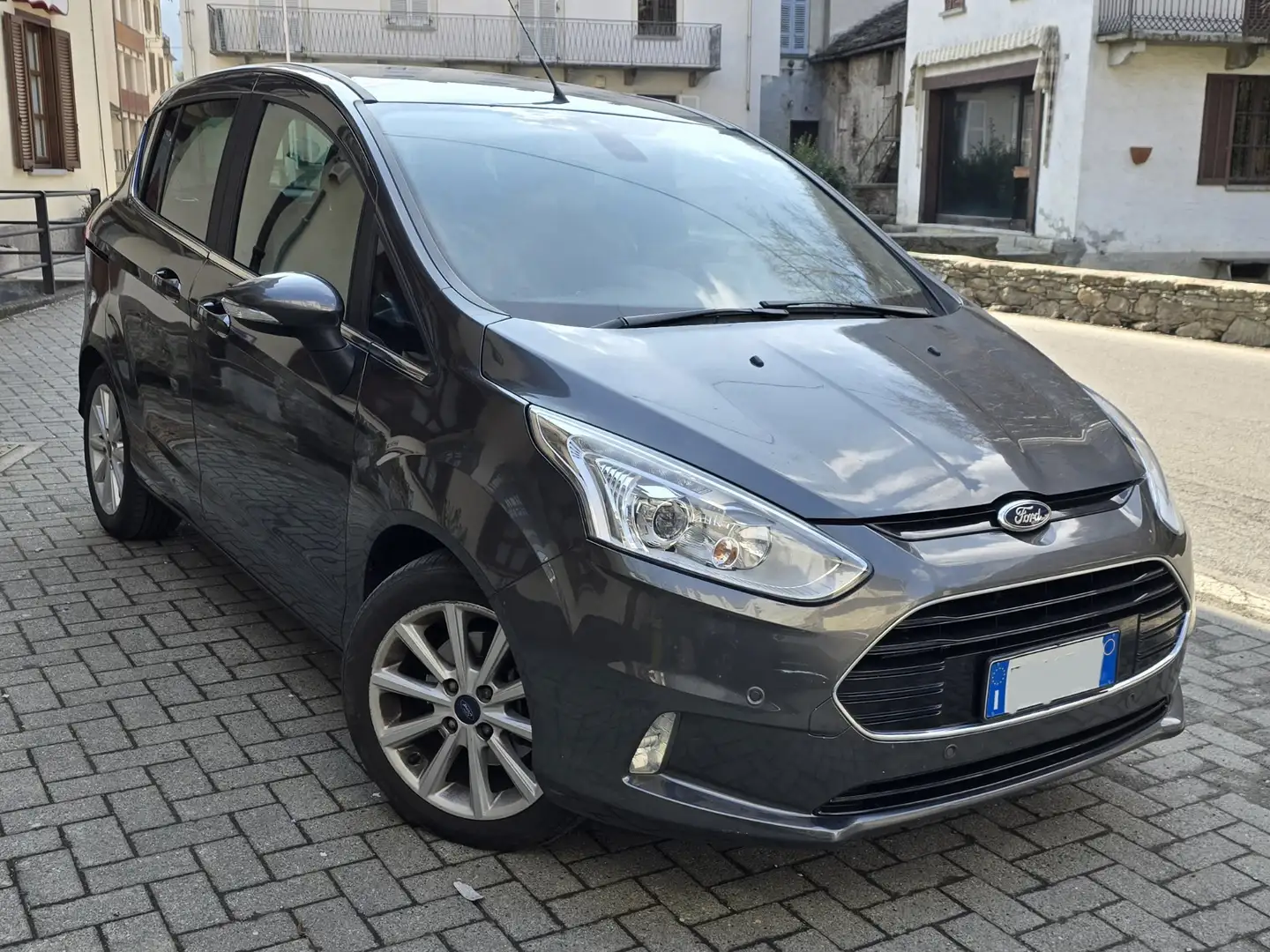 Ford B-Max 1.5 tdci Titanium 75cv E6 - 1