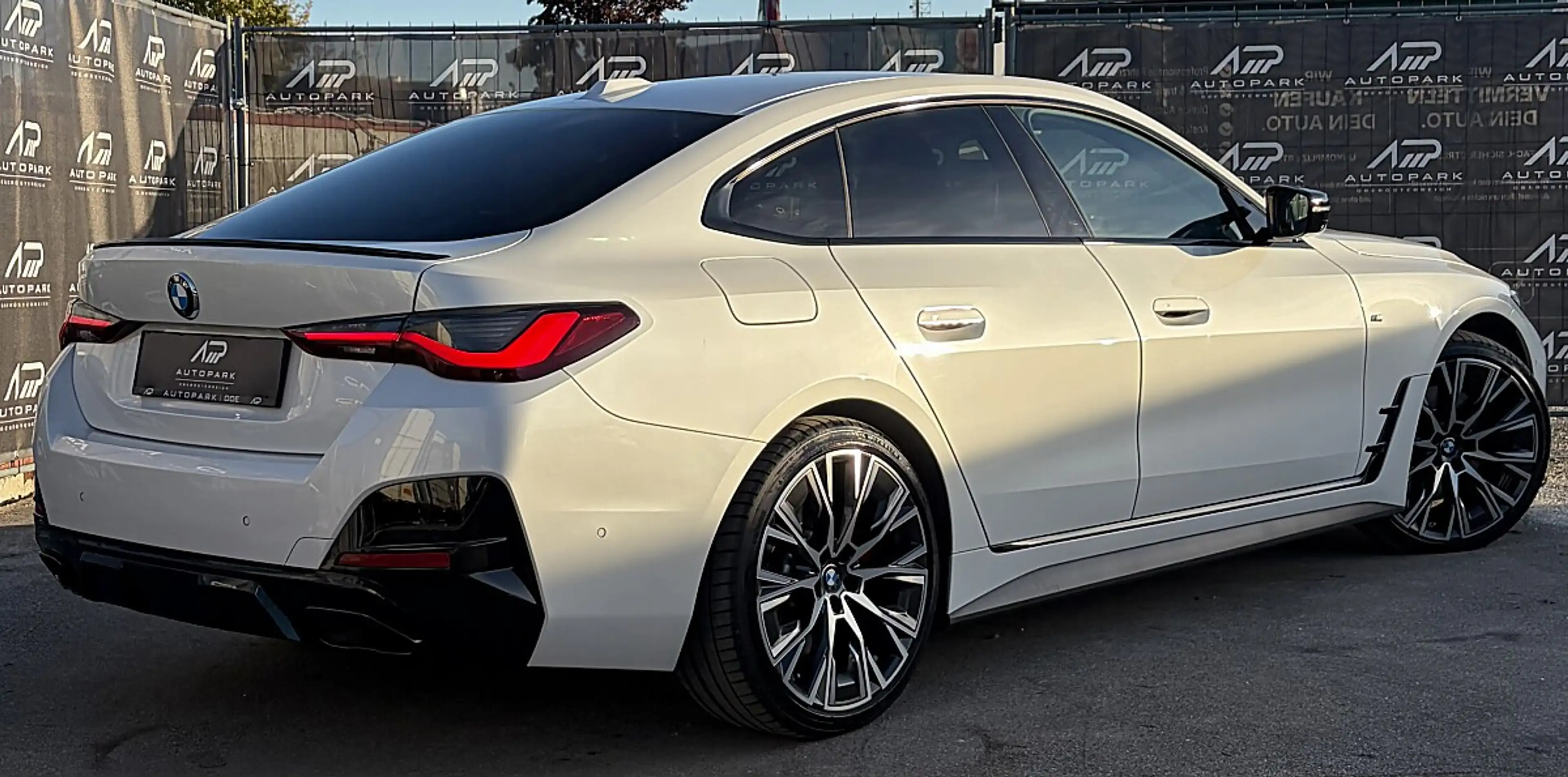BMW 440 i xDrive Gran Coupe*LASER*M4SITZE*360*HK*HUD*AC... — photo 6
