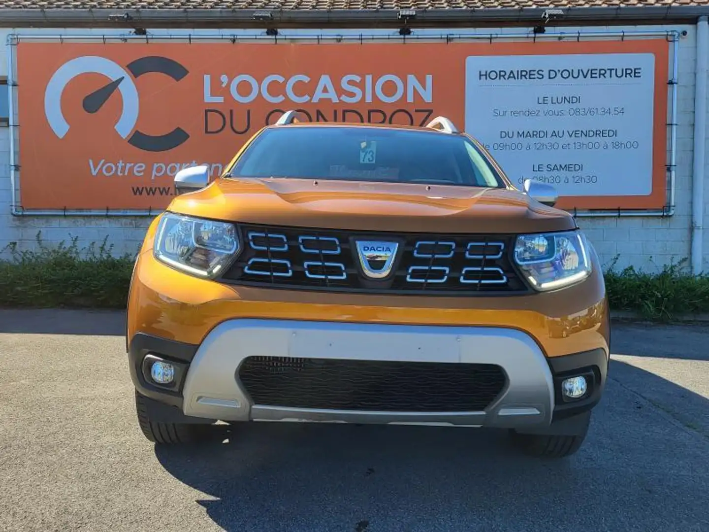 Dacia Duster 999 ESSENCE Orange - 2