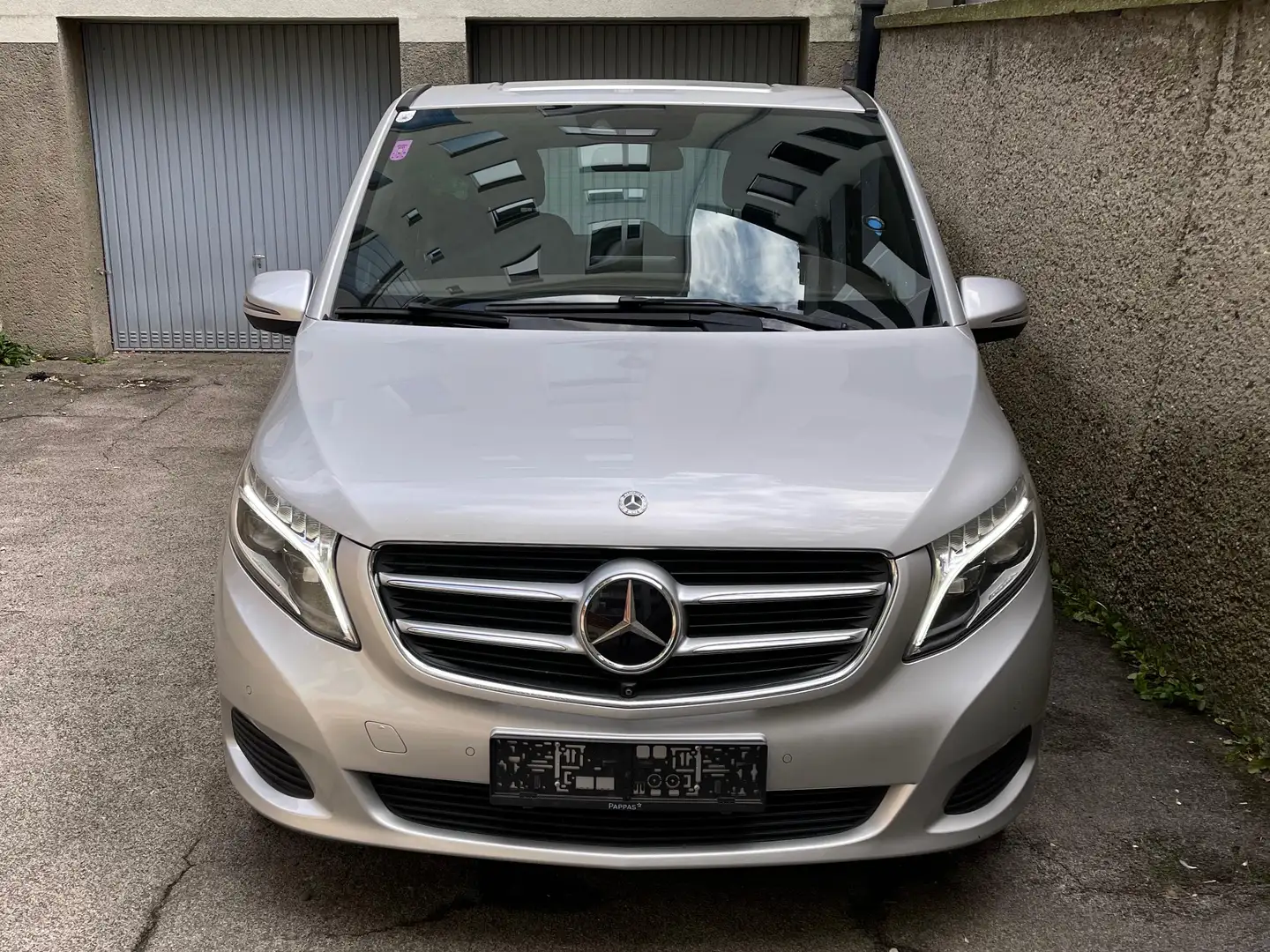 Mercedes-Benz V 250 V 250 Business Van Avantgarde Extralang V250 d 4MaticStandheizung Silber - 1
